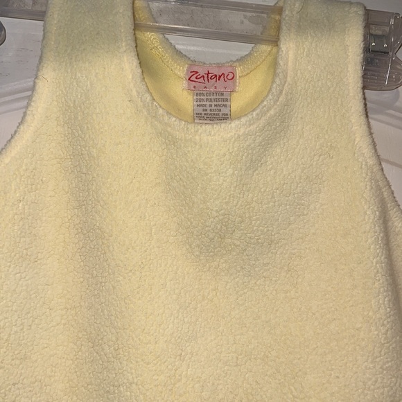 Vintage 60s/70s Fuzzy Pastel Yellow Baby Onesie - Picture 3 of 5
